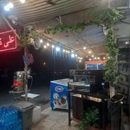 فروشنده ی دکه