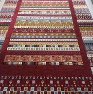 یک عدد فرش 9 متری طرح سنتی.کم کارکرده