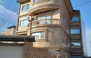 ساختمان خلوت طبقه اول راه پله جدا دنج و آرام