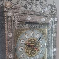 ساعت ایستاده برنزی