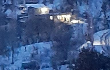 خوب وسط جنگل جایی خلوت عالی