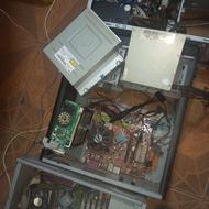 4 عدد کیس و4 عدد مانیتور