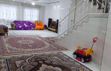 فروش ویلای سه‌خوابه با ویوی ابدی و 2 پارکینگ اختصاصی