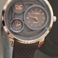 ساعت مچی خوش فرم و جذاب