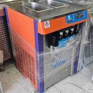 بستنی ساز و تجهیزات مخصوص آبمیوه‌گیری و کافه