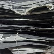 تیکه پارچه لی کاغذی