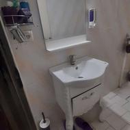 روشویی وآیینه