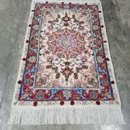 یک تخته زرع و نیم کاشمر نو بافت آکبند