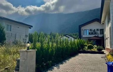 شهرک مسکونی با دید جنگل