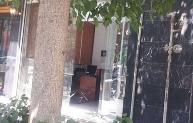 36متر مغازه در دوطبقه خیابان مطهری