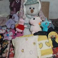 تعدادی عروسک فانتزی زیبا اسب تک شاخ و خرس سفید و کوله عروسکی