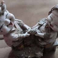 دوعدد مجسمه سرامیکی