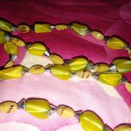 گردنبند زیبا با سنگهای قیمتی