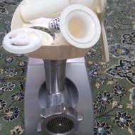 گوشت چرخ کن خانگی