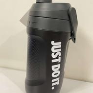 شیکر اورجینال نایک