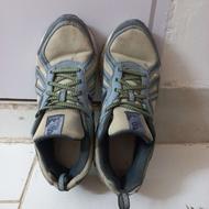 کتونی نیوبالانس 42