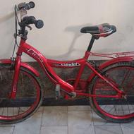 دوچرخه قرمز