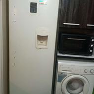 یک دستگاه یخچال ‌برند یوشیتا موتور ترک کاملا سالم