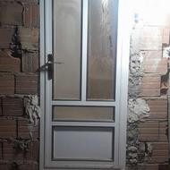 2 تا در المینیومی سفید