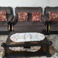 مبل هفت نفره بت جلو مبلی ودوعدد میز عسلی