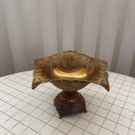 ظرف پایه دار