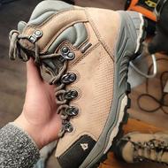 پوتین کوهنوردی وسکات سایز 36