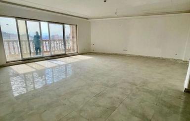 واحد نوساز 130 متری در ادیب،خوش نقشه و شیک