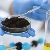 آزمایشگاه تست و آنالیز خاک و سنگ معدنی (طلا - نقره - پلاتین)