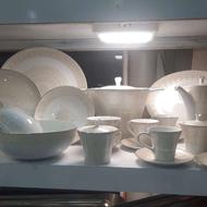 برنج و خورشت و پیش دستی چینی