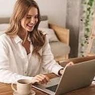 پذیرش همکار پاسخگوی کامنت خانم برای صفحه خدمات مجلس آرایایی