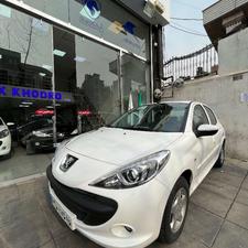 پژو 207i (اتوماتیک) 1404 سفید سقف فلز همه رنگ