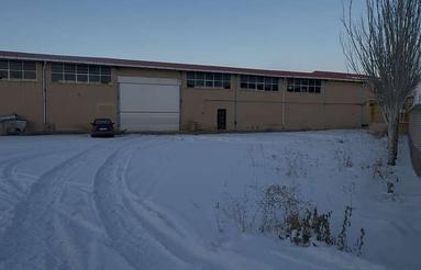 سالن در جاده تهران