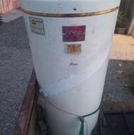 آبگرمکن ایستاده مارک سوزا بسیار تمیز و عالی