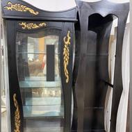 ویترین شیشه ای