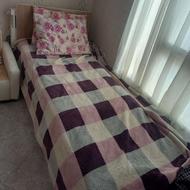 سرویس چوب کودک شامل دو عدد کمد و تخت و دو عددمبل