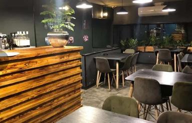 رهن کافه با لوازم کامل