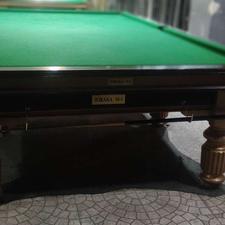 میز بیلیارد اسنوکر
