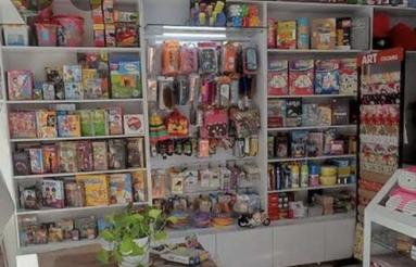 مغازه لوازم تحریری با تمام وسایل