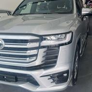 لندکروز 2025 صفر کیلومتر نقره ای