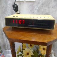 رادیو ساعت قدیمی حدنو