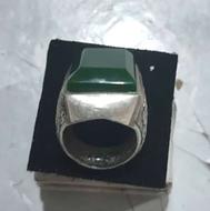 انگشتر نقره کار دست بدلیل مشکل مالی ده تومن کمتر ازقیمت اصلی