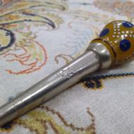 سری قدیمی نقره کوب کهربا مهردار