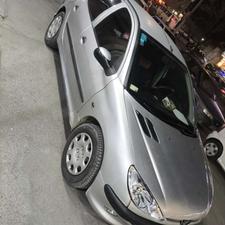 206 مدل 82 شاسی سالم در حد 1402