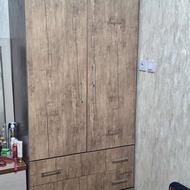 کمدسه کشو با باکس بالا