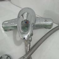 شیرآلات حمام و دستشویی