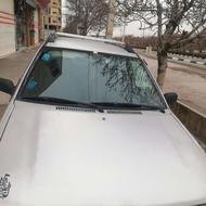 یه دستگاه پراید مدل 82