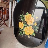 رویه میز ناهارخوری با شیشه روی ان