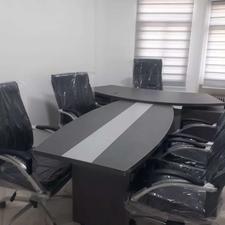 میز اداری و دفتری