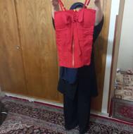 نیم تنه رنگ قرمز