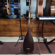 تنبور مفاخری نو،صدای گرم و شفاف